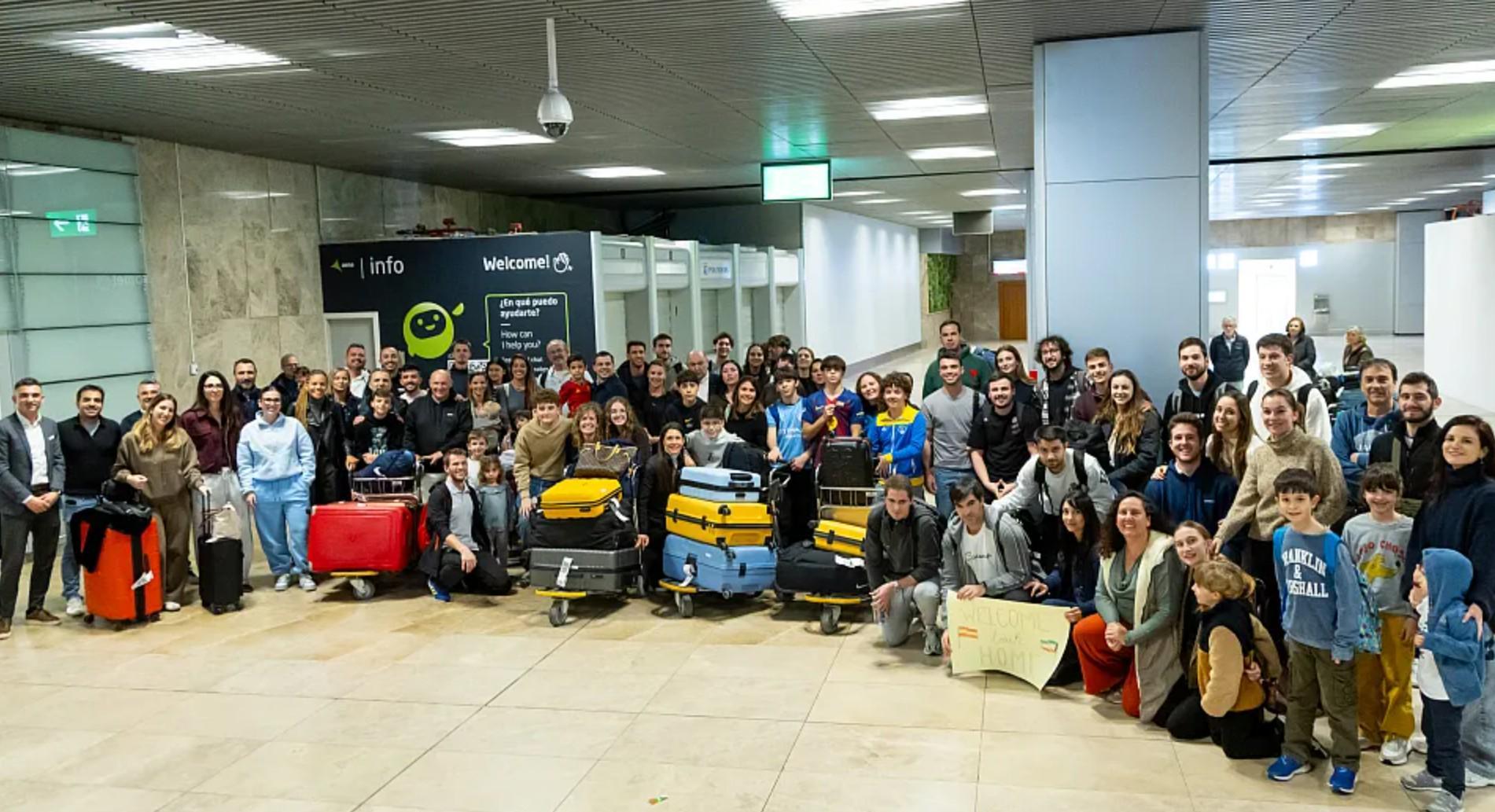 爱游戏登录入口-西足协包机接回150名滞留中东的西班牙足球从业者，现已安全抵达